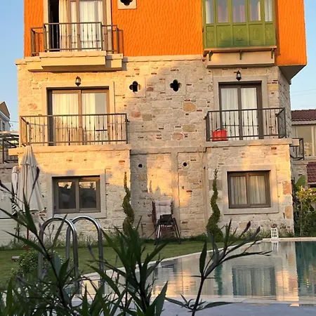 Elia Alacati Cesme