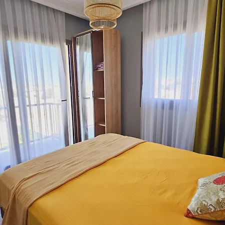 Elia Alacati Apartment